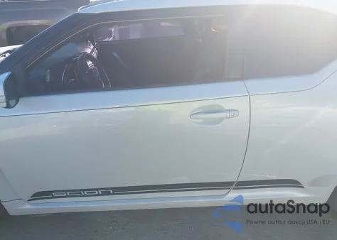 2015 Scion Tc from USA, damaged, VIN JTKJF5C72FJ005088